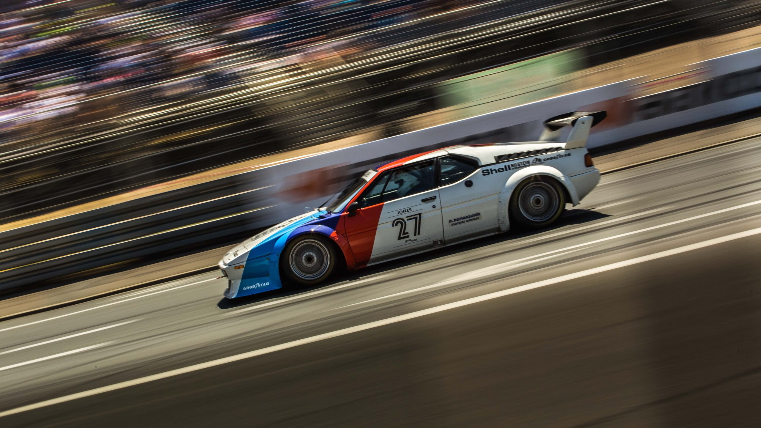 TL选手数据表现稳中有升，t1选手资料