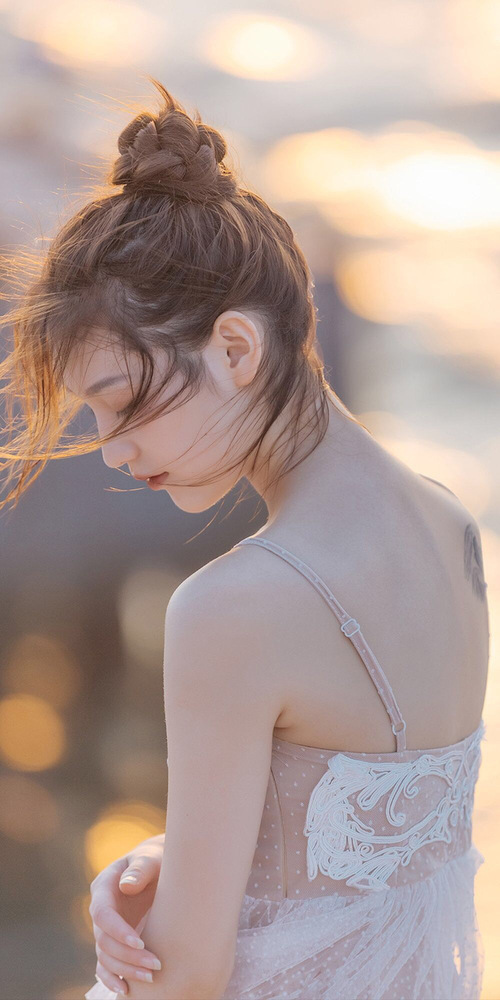 AYX GAME-塞维利亚主场1-1战平比利亚雷亚尔，双方互有攻守，塞维利亚vs