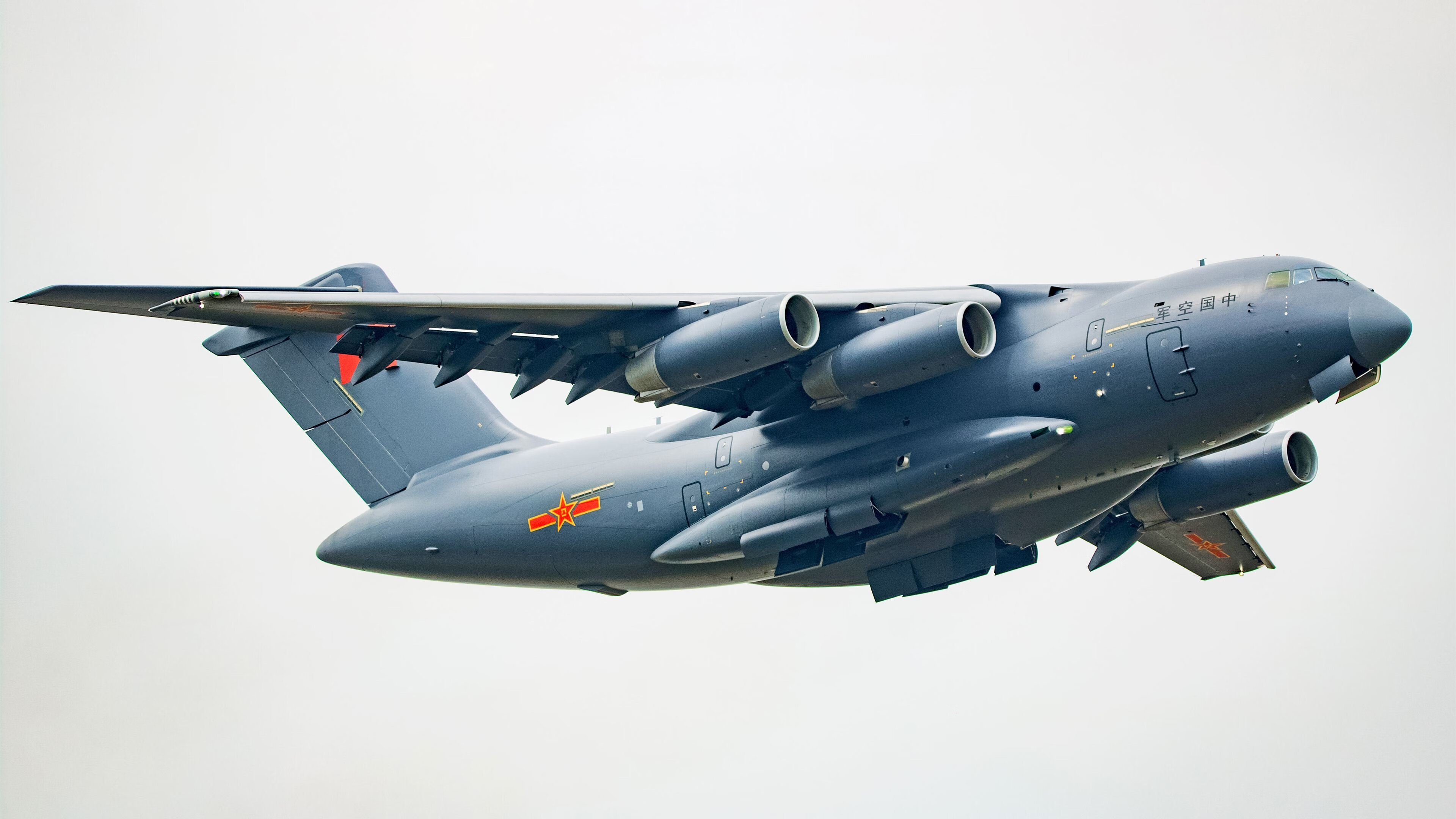 火箭爆冷击败雄鹿中锋表现出色,火箭仅被雄鹿横扫