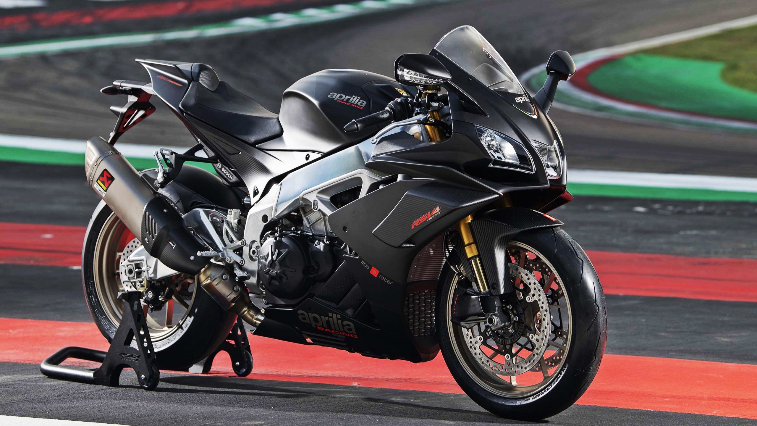 中场创造力对比赛节奏控制的核心作用,中场如何控制比赛节奏