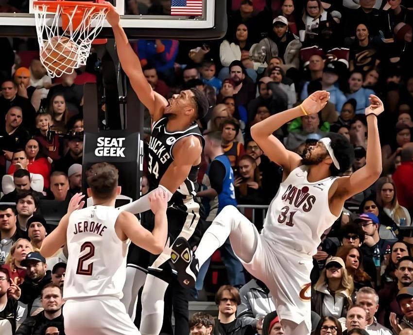 爱游戏体育:战术分析:雄鹿队如何利用字母哥的个人能力,统治比赛?的简单介绍 爱游戏体育:战术分析:雄鹿队如何利用字母哥的个人能力,统治比赛?的简单介绍