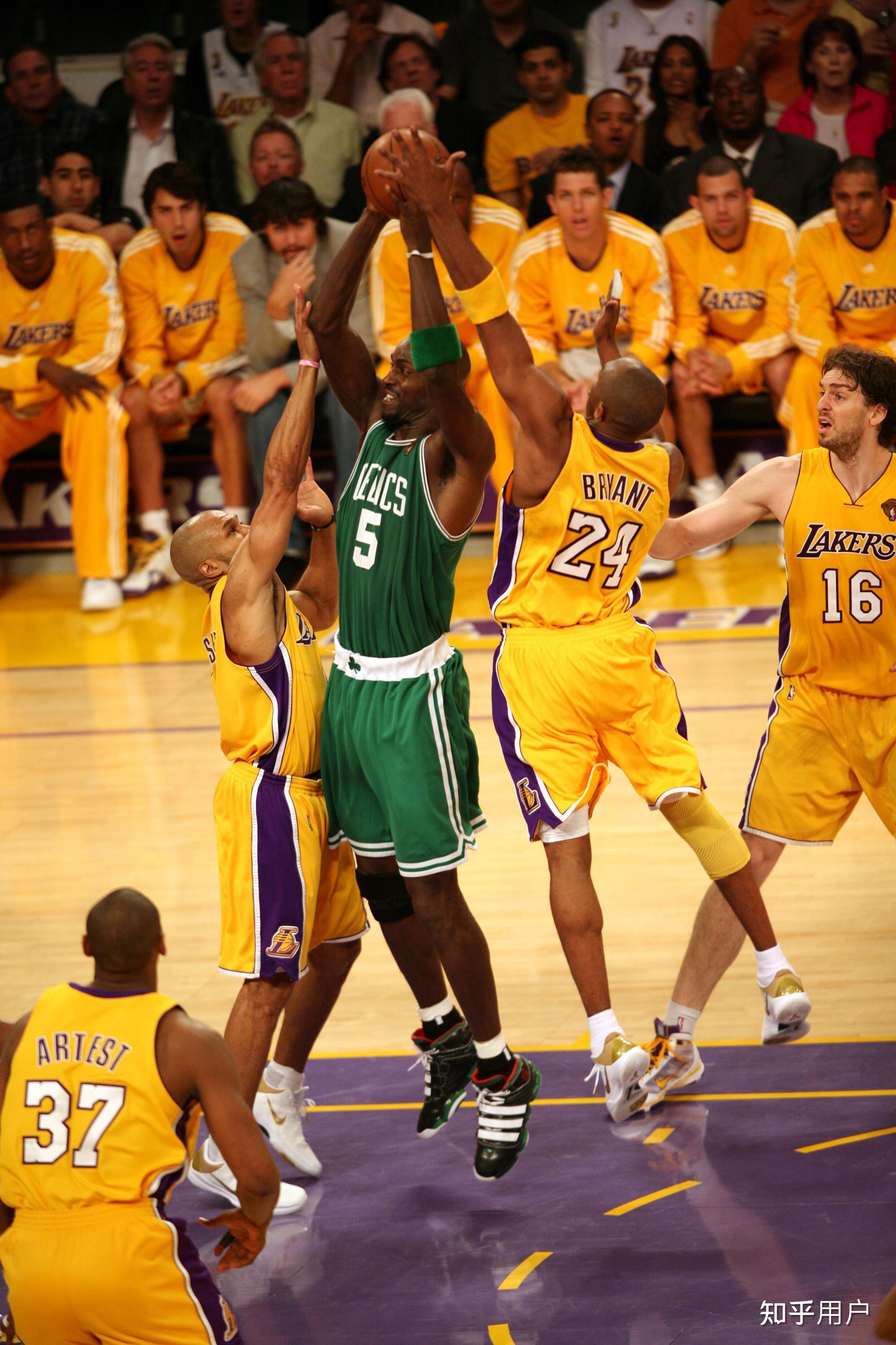 爱游戏体育：NBA联盟公布新赛季总决赛对阵赔率：湖人VS凯尔特人最被看好的简单介绍