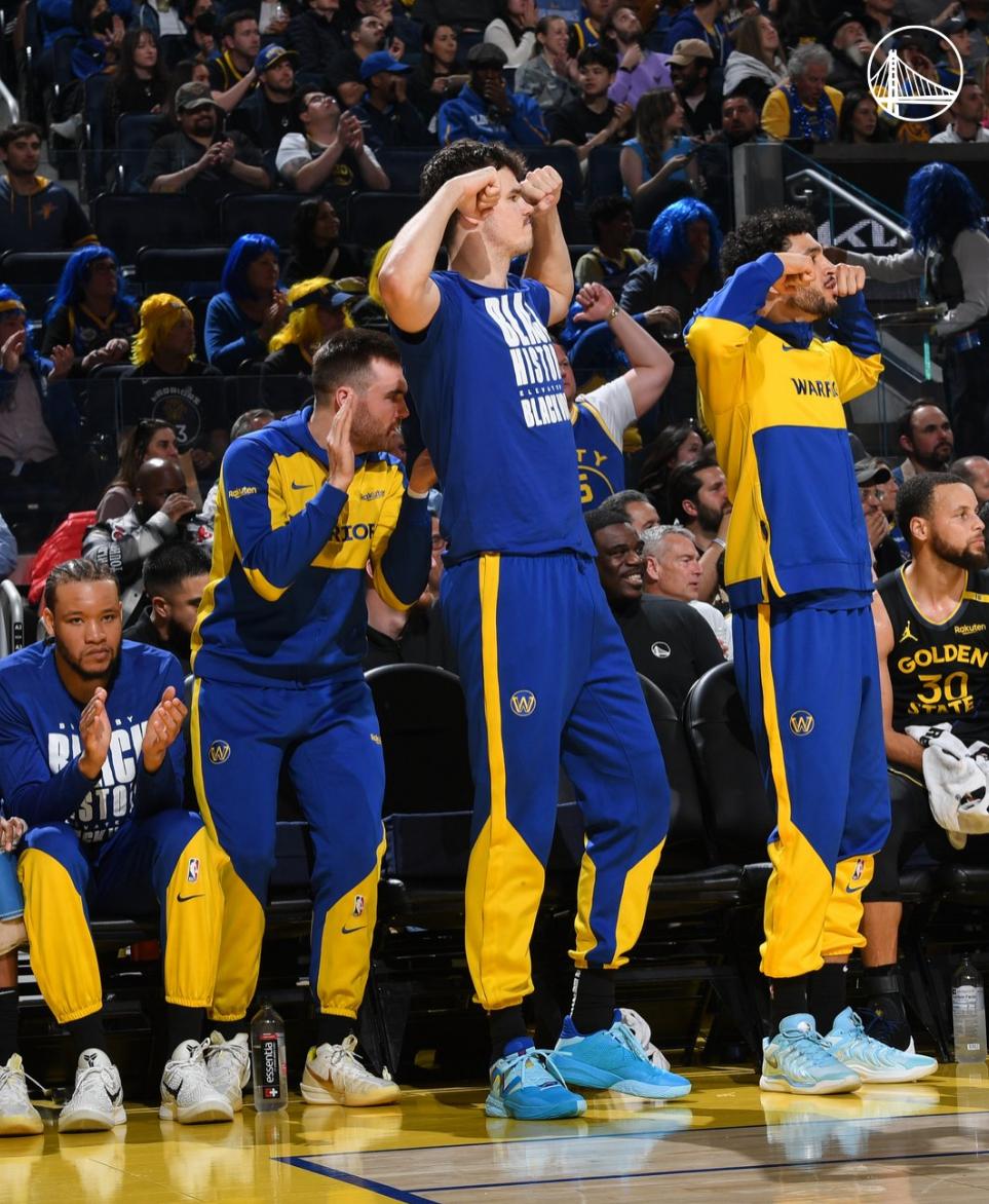 爱游戏体育：勇士队战术调整：科尔计划增加挡拆顺下战术的简单介绍