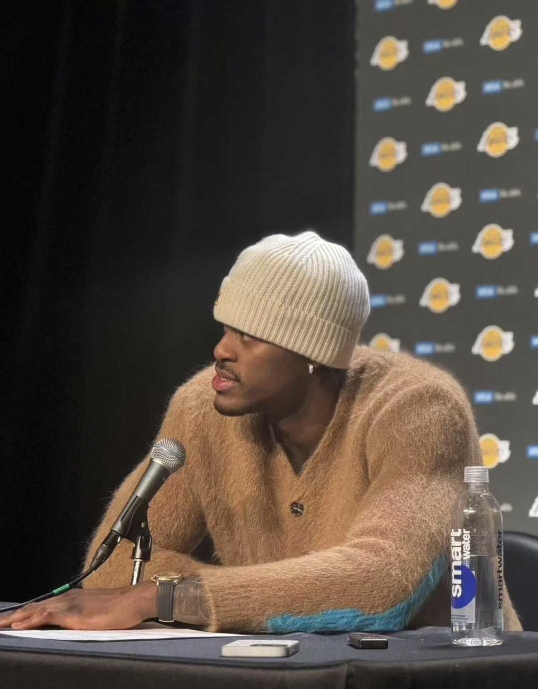 包含爱游戏体育：湖人队新赛季：范德比尔特表示将提升投篮命中率的词条