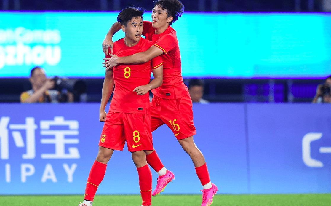 爱游戏体育:中国足球协会“道歉”声明，球迷：道歉有用的话，还要警察干嘛？的简单介绍