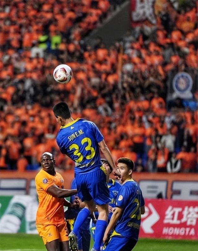 爱游戏体育:中甲联赛：保级大战愈演愈烈，各队为保级而战的简单介绍